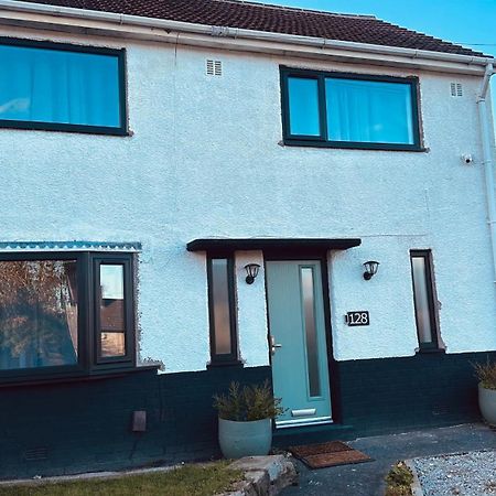 Entire Charming 5-Bed House In Darwen Blackburn Bb1 Free Parking Roadside Rishton Eksteriør bilde