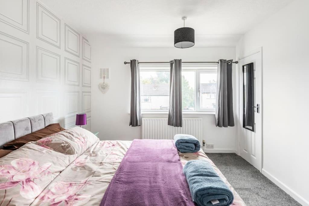Entire Charming 5-Bed House In Darwen Blackburn Bb1 Free Parking Roadside Rishton Eksteriør bilde